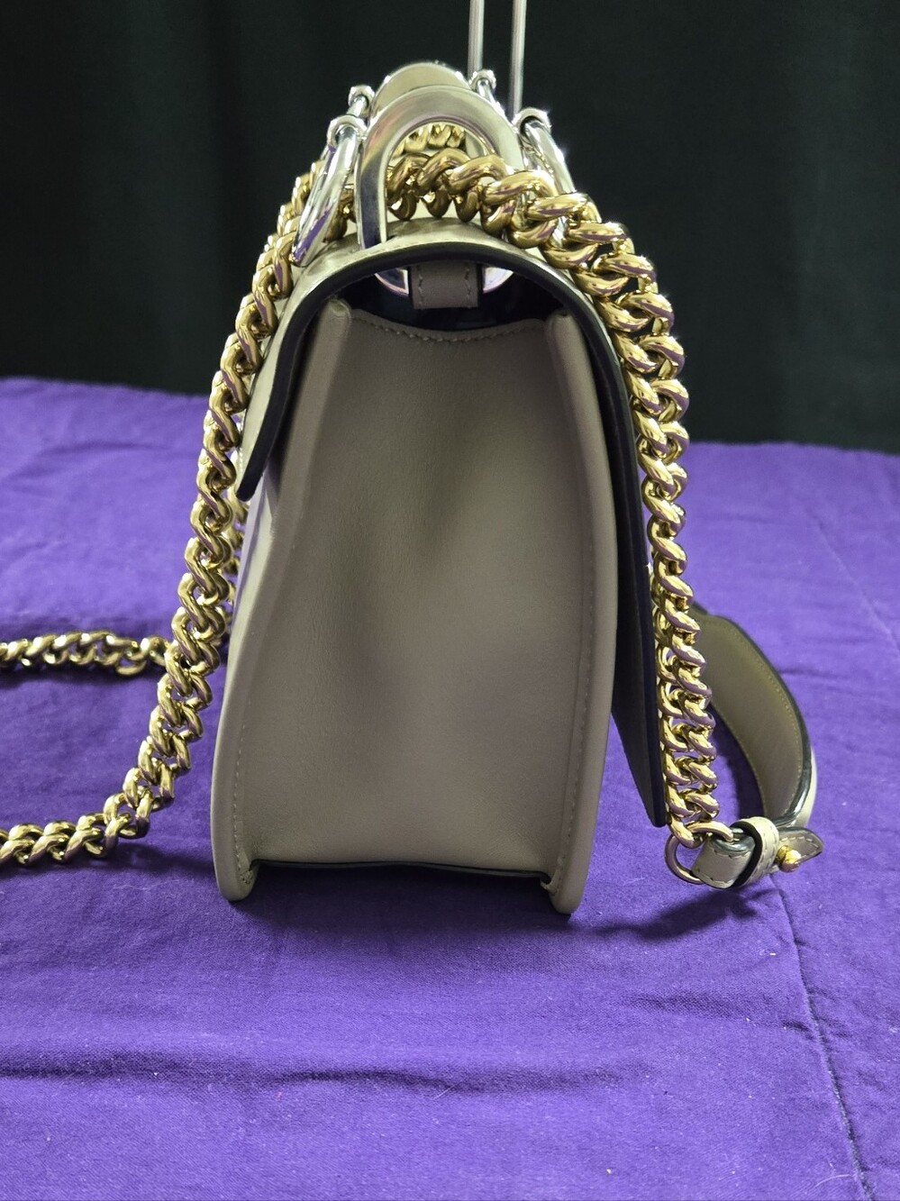 EUC Fendi FF Kan Taupe Shoulder Bag With Gold-Silver Hardware - Picture 3 of 16